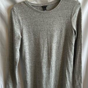 Ann Taylor Gray Fitted Long Sleeve Tee